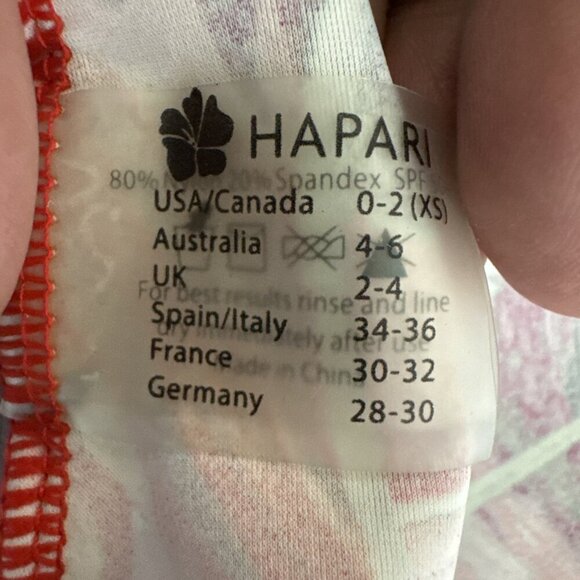 HAPARI Women's XS 0-2 Halter Tankini Swim Top Underwire Red Floral EUC - Picture 6 of 8